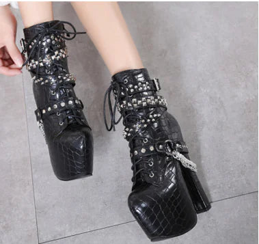 Load image into Gallery viewer, Women's Waterproof Studded Short Boots with Chunky Heels
