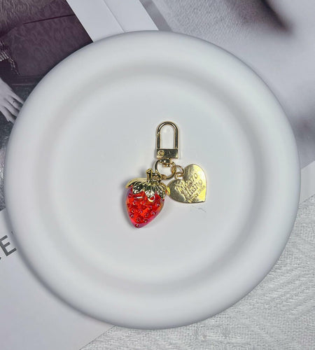 LAEKOU Cute Strawberry Keychain Accessories for Women, Y2K Key Chain