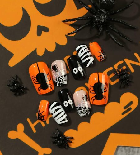 24Pcs Square Medium Press On Nails Halloween Spider Web Design False Nails