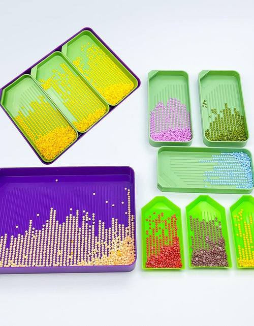 Load image into Gallery viewer, KTCLCATF 7PCS Diamond Art Tools Kit Green - Diamond Trays &amp; Glue Accessory
