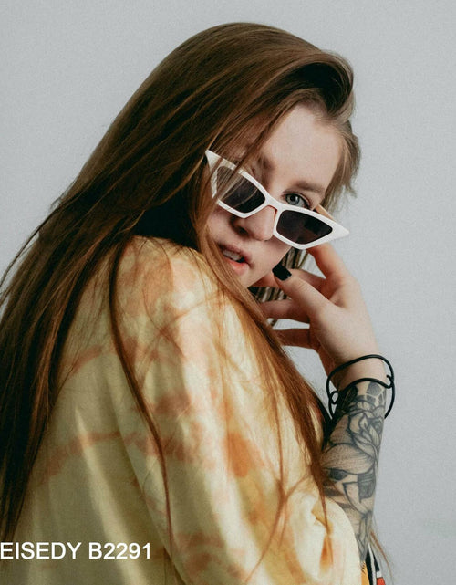Load image into Gallery viewer, FEISEDY B2291 Cat Eye Sunglasses Women Vintage Small Square Shade Eyewear
