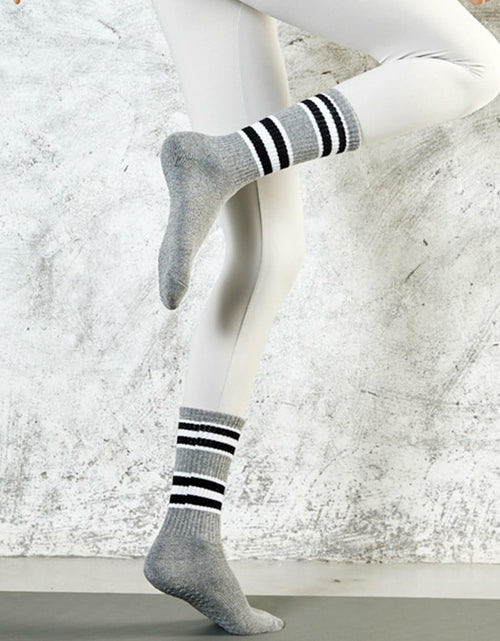Load image into Gallery viewer, JUCHYDii Yoga Socks 3-Pack Black/Grey/White Non-Slip Cushioned Grip

