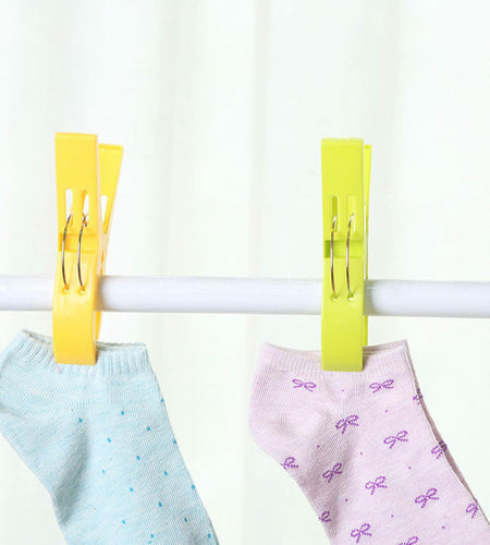 Loialpupy 4 Pack Plastic Beach Towel Clips Windproof Clips for Towels