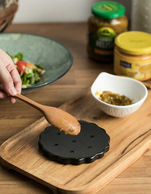 Load image into Gallery viewer, Black 5 Inch Cracker-Shaped Spoon Rest Heat-Resistant Kitchen Accessory
