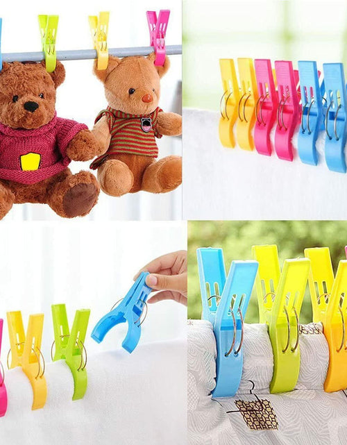 Load image into Gallery viewer, Loialpupy 4 Pack Plastic Beach Towel Clips Windproof Clips for Towels
