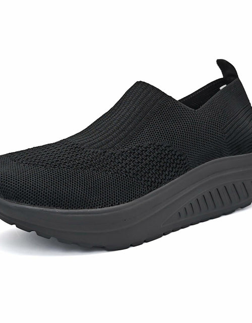 Load image into Gallery viewer, Umerigo Womens Slip On Tennis Shoes Breathable Mesh Black Size EU 40 USA W8.5
