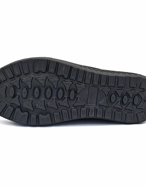 Load image into Gallery viewer, Umerigo Womens Slip On Tennis Shoes Breathable Mesh Black Size EU 40 USA W8.5
