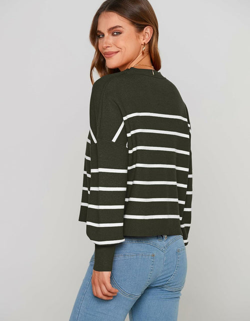 Load image into Gallery viewer, PRETTYGARDEN Women's White Fall Cropped Striped Sweater Oversized Size L
