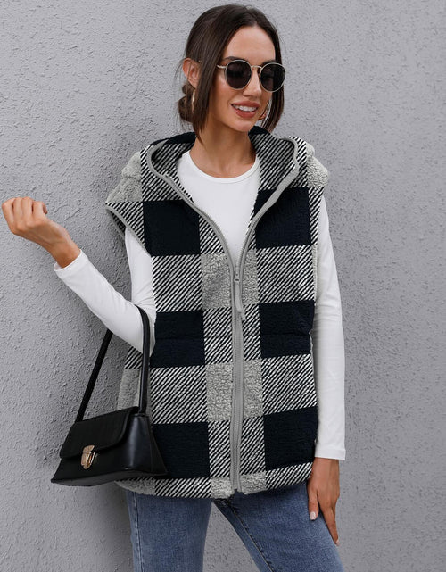 Load image into Gallery viewer, TFSDOD Womens Fuzzy Sherpa Fleece Vest Cozy Sleeveless Sweater Size M
