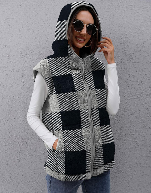 Load image into Gallery viewer, TFSDOD Womens Fuzzy Sherpa Fleece Vest Cozy Sleeveless Sweater Size M
