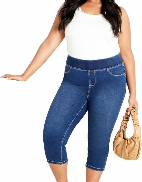 Load image into Gallery viewer, Avenue Women's Plus Size Pull On Cropped Denim Legging Mid Wash
