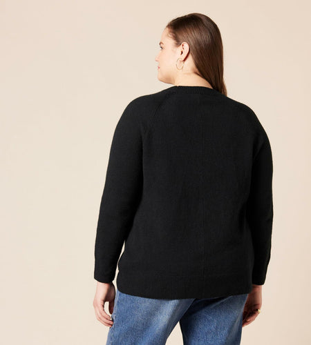 Amazon Essentials Women's Crewneck Sweater Classic Fit Soft Touch Black Size 2X