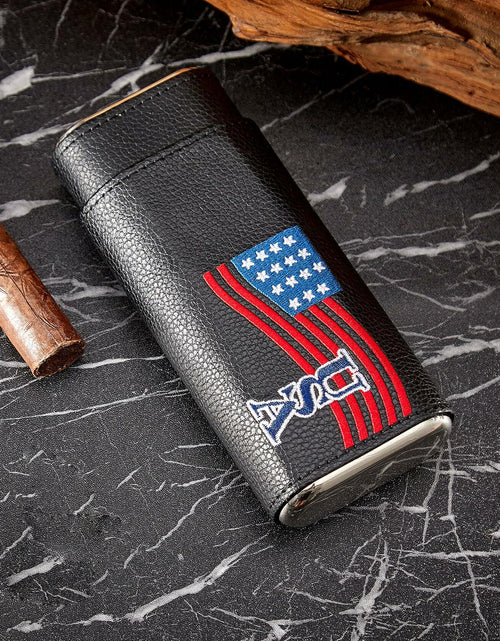Load image into Gallery viewer, WANTHER Leather Cigar Case Travel Humidor Kit Cedar-Lined Accessories
