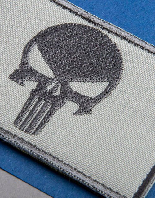 Load image into Gallery viewer, Bluyellow Tactical Skull Embroidered Patches Gray 3x2in 2pcs Set
