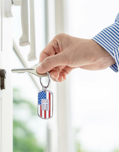 Load image into Gallery viewer, Zaamwoyy Dad Gifts Keychain from Daughter Son Birthday Christmas Gift

