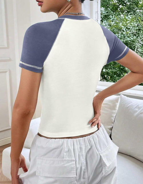 Load image into Gallery viewer, Women's Short Sleeve Crewneck Slim Fit White T Shirt Size M

