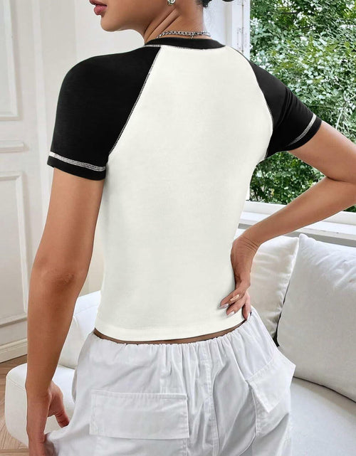 Load image into Gallery viewer, Women's Short Sleeve Crewneck Slim Fit White T Shirt Size M
