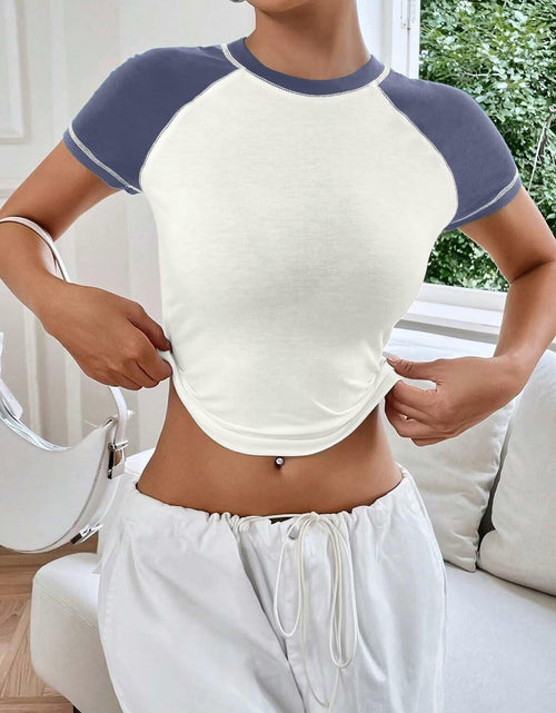 Load image into Gallery viewer, Women's Short Sleeve Crewneck Slim Fit White T Shirt Size M
