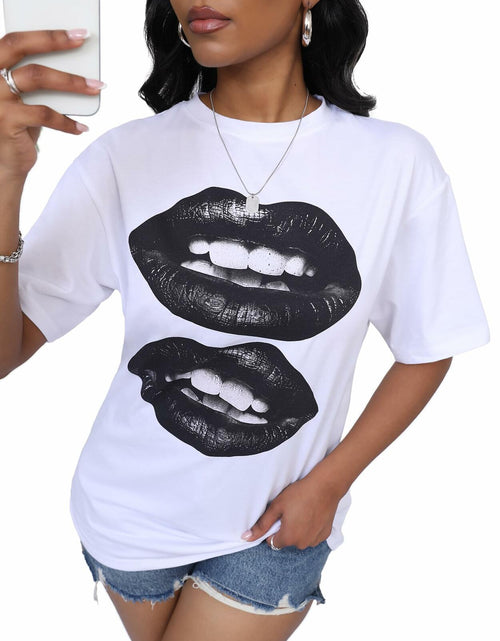 Load image into Gallery viewer, LovelyWholesale Womens Oversized Graphic Tee Short Sleeve White Size M
