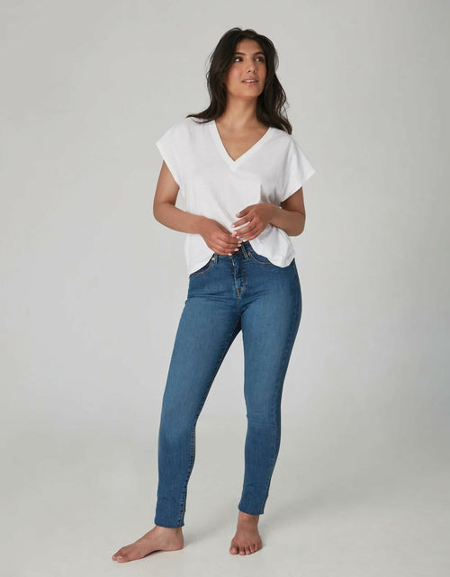 Load image into Gallery viewer, Alexa-STB High-Rise Skinny Jeans Stone Blue Size 29
