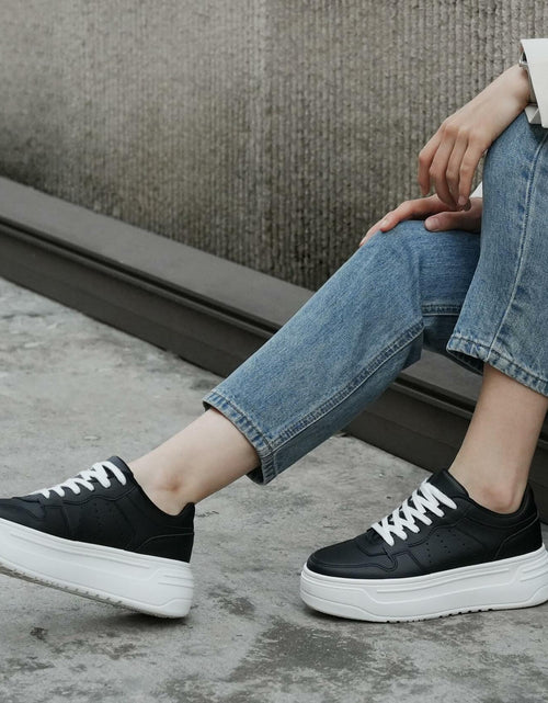 Load image into Gallery viewer, JABASIC Women Platform Sneakers Low Top Lace Up Walking Shoes Black Size 7
