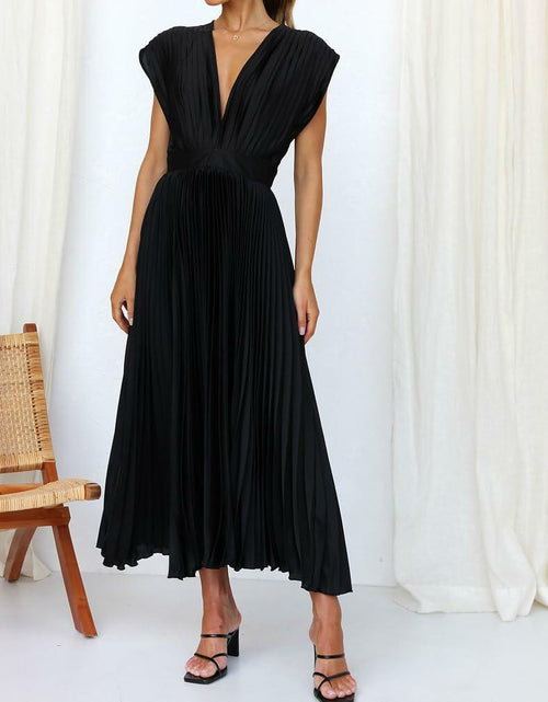 Load image into Gallery viewer, kiobrvhe Satin V Neck Pleated Midi Dress Sleeveless Black Size S

