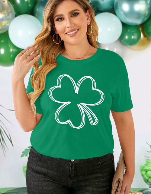 Load image into Gallery viewer, Plus Size St. Patrick's Day Lucky Shamrock Tee Shirt Women Green XL
