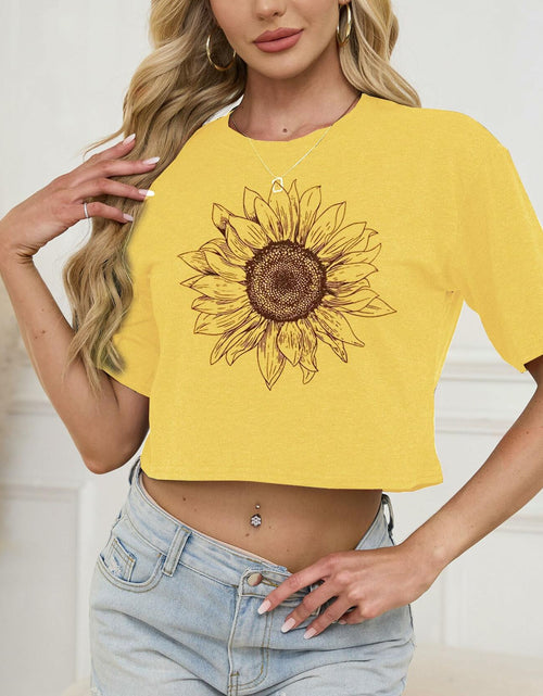 Load image into Gallery viewer, Womens Crop Top USA Graphic Tee Casual Rock Band Yellow Size XS
