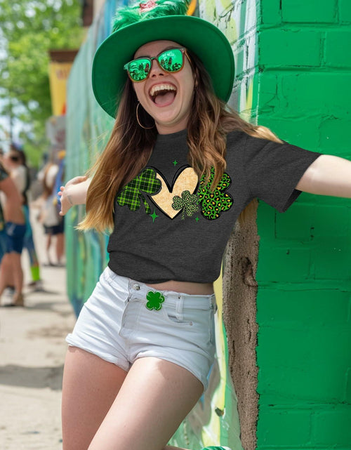Load image into Gallery viewer, JMHACHY St. Patrick's T-Shirt Women Shamrock Heart Leopard Grey Size M
