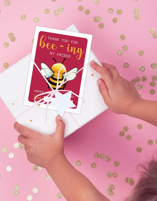 Load image into Gallery viewer, Classroom Valentine's Day Cards Bee Design 5x3.5in 30 Pack Gender Neutral
