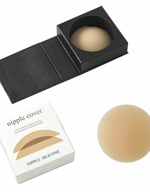 Load image into Gallery viewer, Okeyloge Silicone Nipple Covers Invisible Reusable Medium Caramel 2 Count Size M
