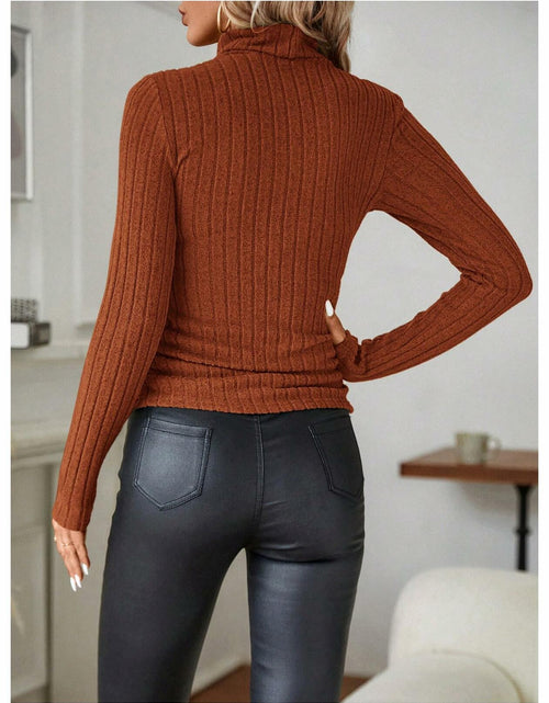 Load image into Gallery viewer, RoseSeek Women's Ribbed Knit Long Sleeve Tee Rust Brown Size Small
