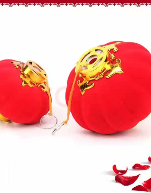 Load image into Gallery viewer, Yuumluo Red Lanterns 16 Pcs Mini Plastic Hanging Lanterns 1.97"x2.17"
