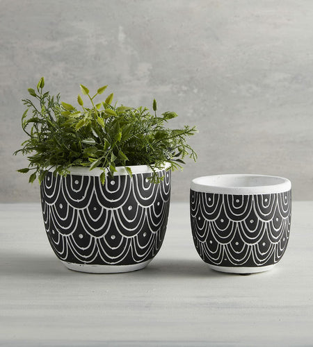 47th & Main Cement Planter Pot Black Sea Spray 4.9" Tall Modern Decor