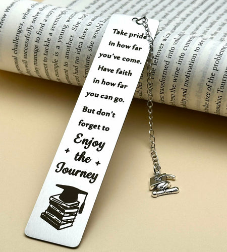 LovizoL Graduation Bookmark 2025 Silver Stainless Steel 1 Pack 1.5x5.12"