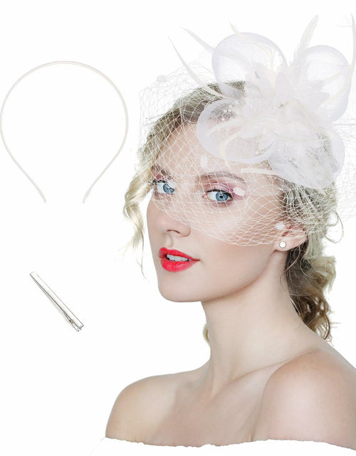 Load image into Gallery viewer, Kidukso Fascinators Hat Vintage 1925s Derby Mesh Veil Feathers White
