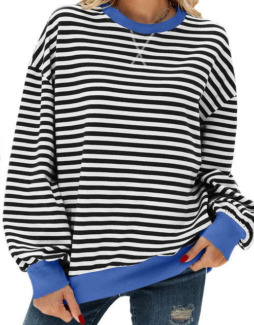 Load image into Gallery viewer, Pmgarmi Oversized Crewneck Striped Sweatshirt Women Black White S

