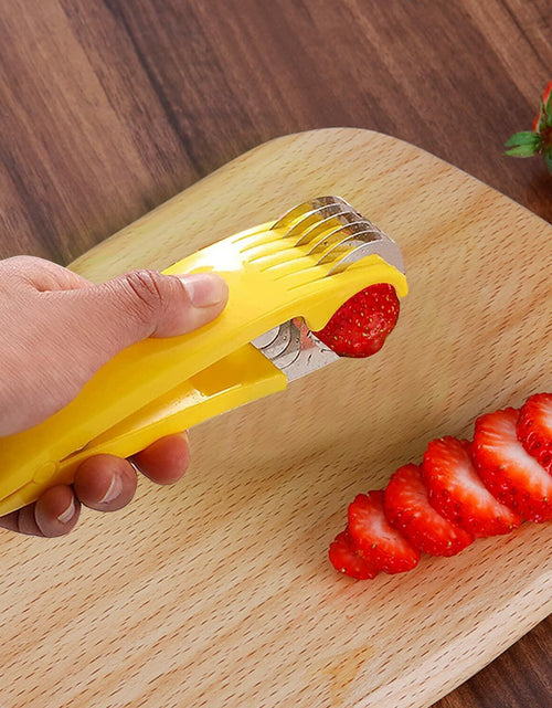 Load image into Gallery viewer, Guyuyii Banana Slicer Quick Safe Cutter Even Slices Kitchen Gadget
