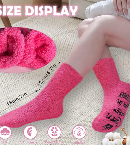 Ao Yee ZGL Queen ARE Born in August Women Socks Funny Birthday Gifts