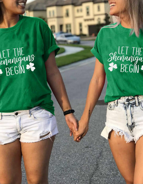 Load image into Gallery viewer, St Patricks Day Shirt Women Shamrock Funny Tee Green Size M
