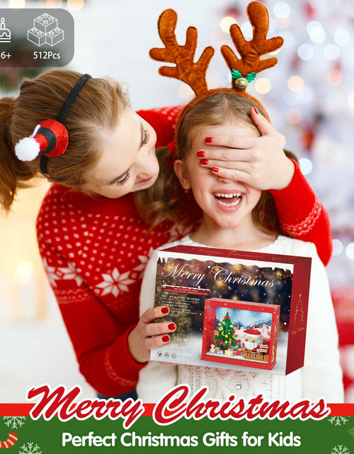 Load image into Gallery viewer, Bestbase Santa Claus Christmas Tree Building Blocks Kit 512pc LED Light

