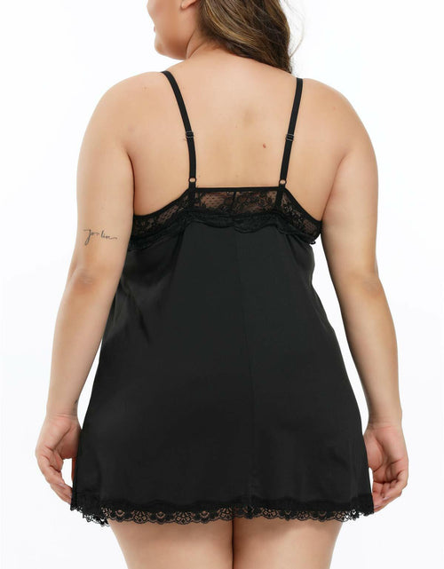 Load image into Gallery viewer, FlatterMe Plus Size Lace Babydoll Chemise V Neck Backless Halter Black Size 4XL
