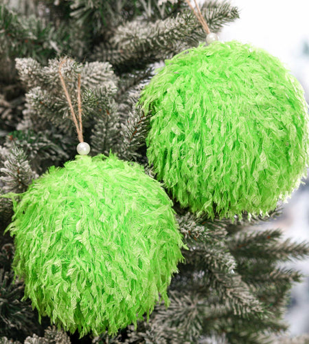 Syhood 2 Pcs Green Furry Large Christmas Ball Ornaments 4.72in
