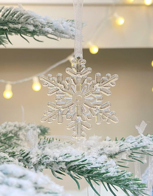 Load image into Gallery viewer, Ceoyiler 18 Pc 3D White Snowflake Christmas Tree Ornaments Hanging Decor
