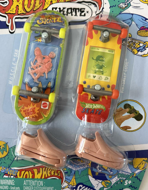 Load image into Gallery viewer, Hot Wheels Skate Miniature Finger Skateboard Set 2 Pack with Accessories
