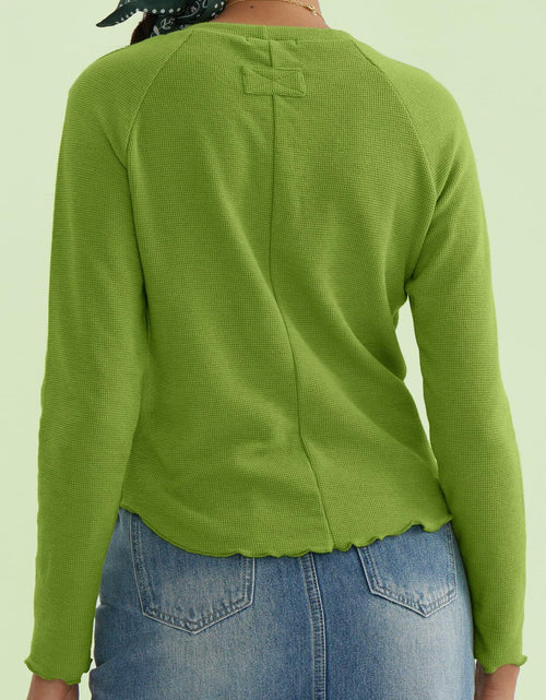 Load image into Gallery viewer, CHERFLY Women's Slim Fit Long Sleeve Tunic Top Salted Lime Green Size M
