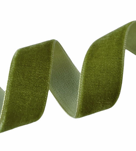 Abbaoww Moss Velvet Ribbon 5/8 Inch 10 Yards Green for Gift Wrapping DIY