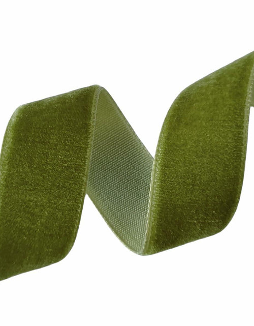 Load image into Gallery viewer, Abbaoww Moss Velvet Ribbon 5/8 Inch 10 Yards Green for Gift Wrapping DIY
