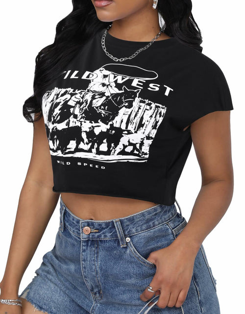 Load image into Gallery viewer, LovelyWholesale Women Cap Sleeve Cropped Graphic Tee Black Size L
