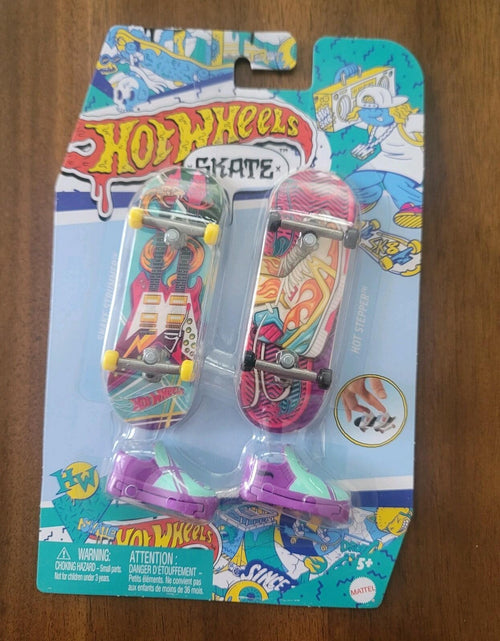 Load image into Gallery viewer, Hot Wheels Skate Snake Strummer &amp; Hot Stepper Skateboard Tony Hawk Model
